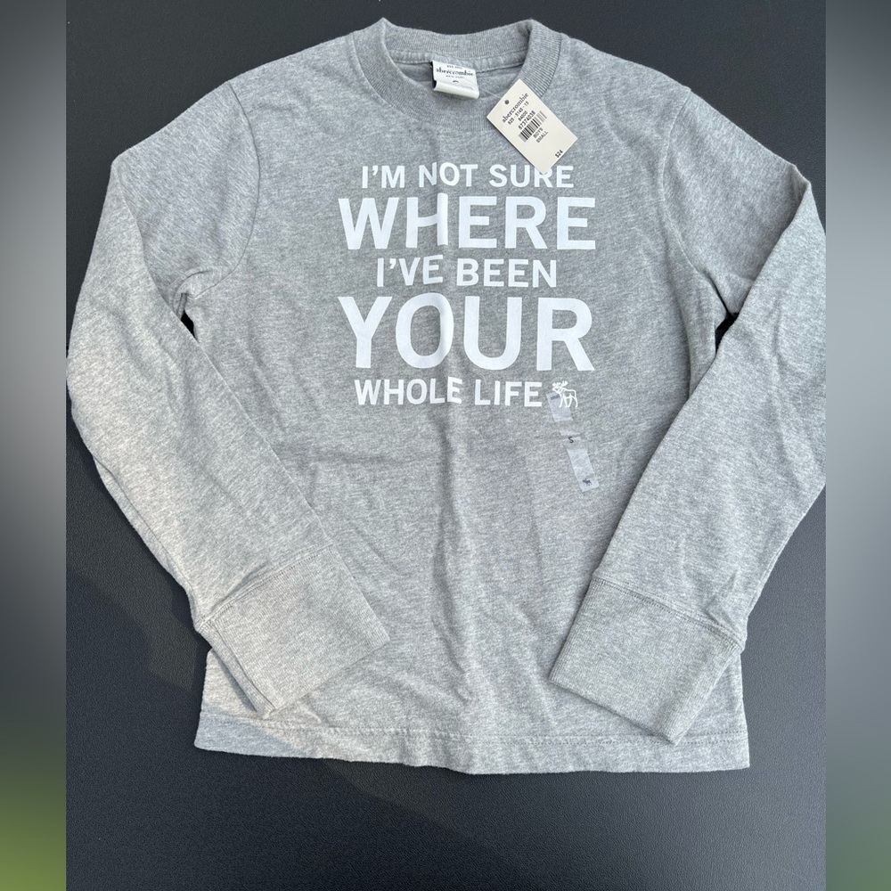 NWT Boys Abercrombie Graphic Long Sleeve Shirt Small